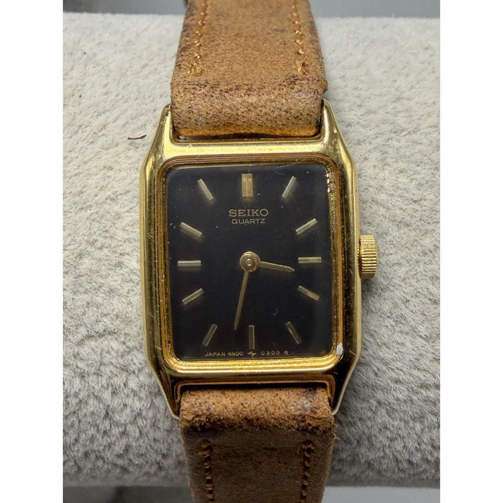 Seiko 4N00-5129 Ladies Tank Watch New Battery 17MM 6.5" Leather Band Vintage